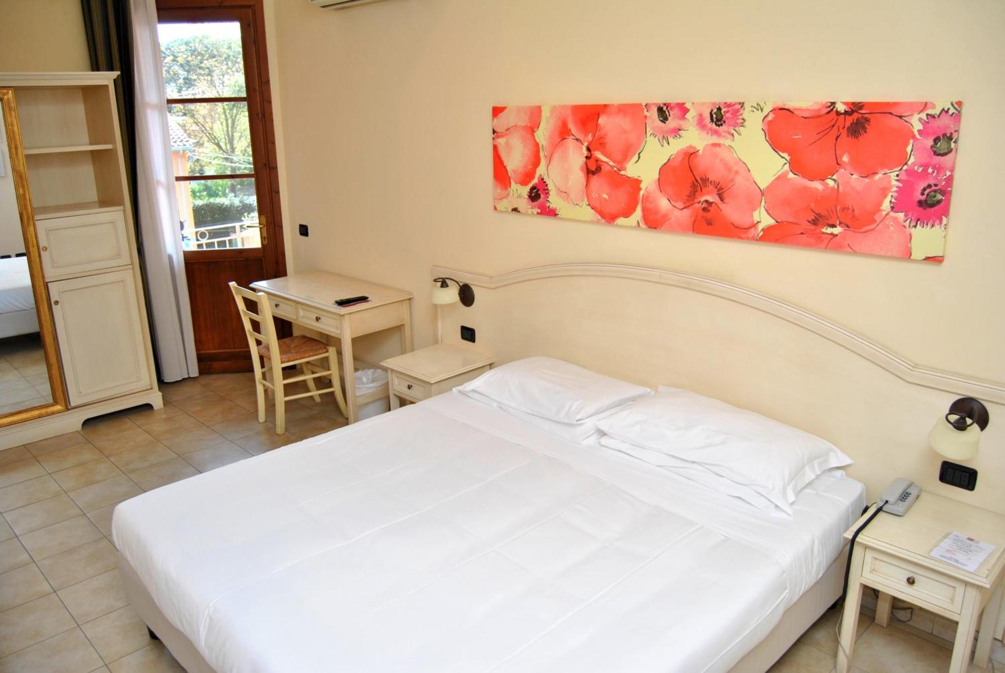 Hotel Sextum Bientina Екстер'єр фото